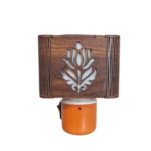 Wooden Kapoor Dani Set with Lotus Design